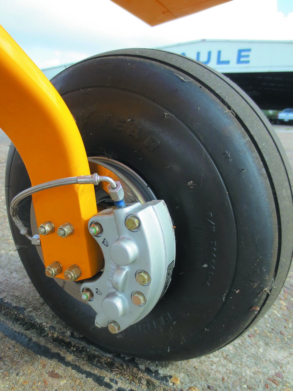 Maule M-7-235C wheel