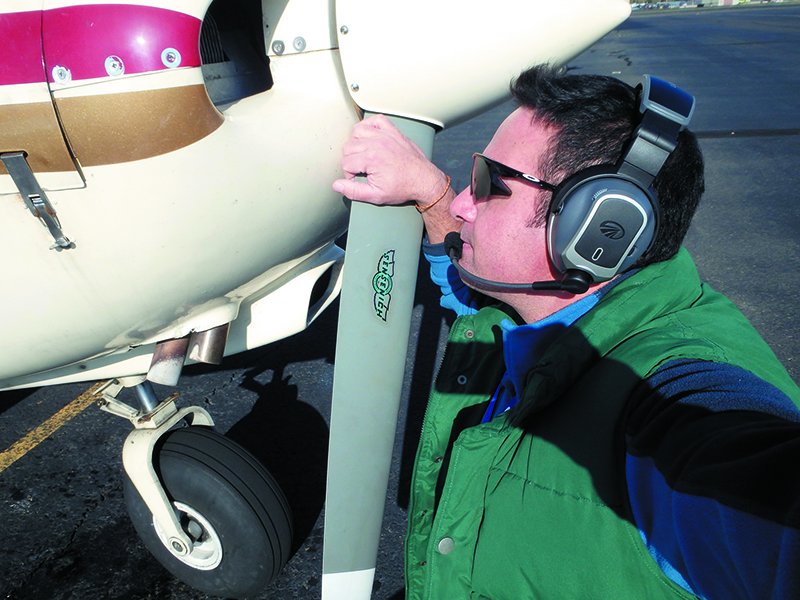 Lightspeed Tango wireless headset for pilots