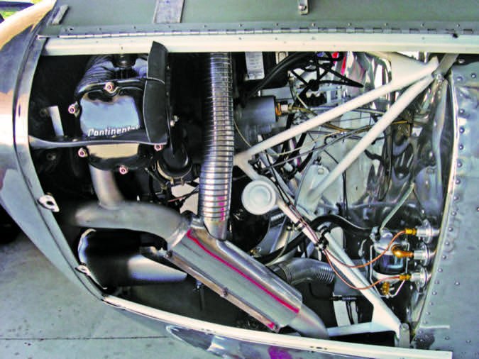 Full-opening cowling halves