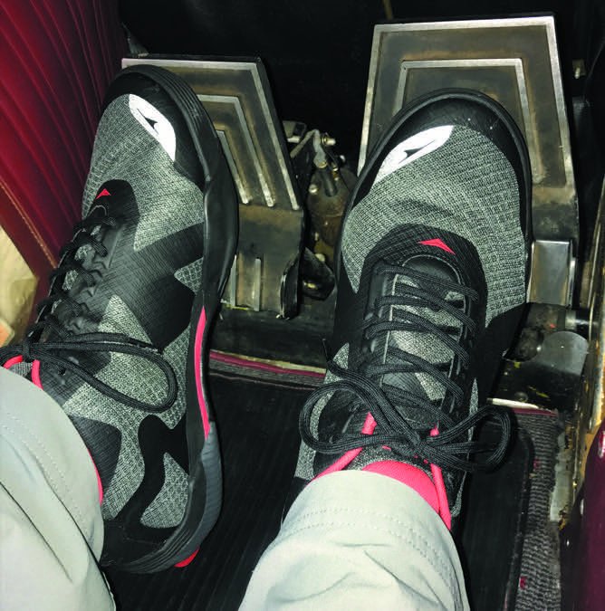 Lift pedals