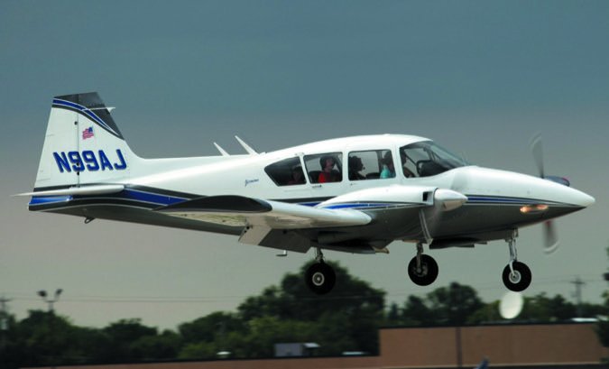 Geronimo in flight 