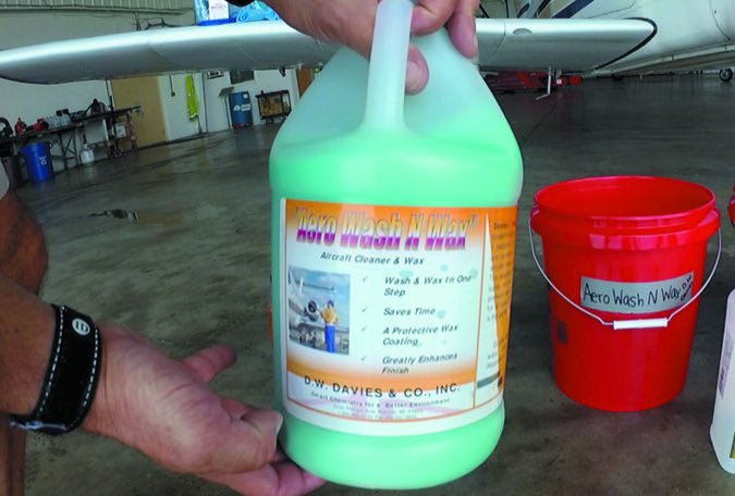 Aerowashwax hand