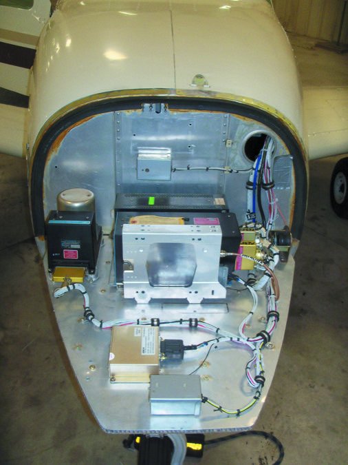 B55 Baron avionics bay