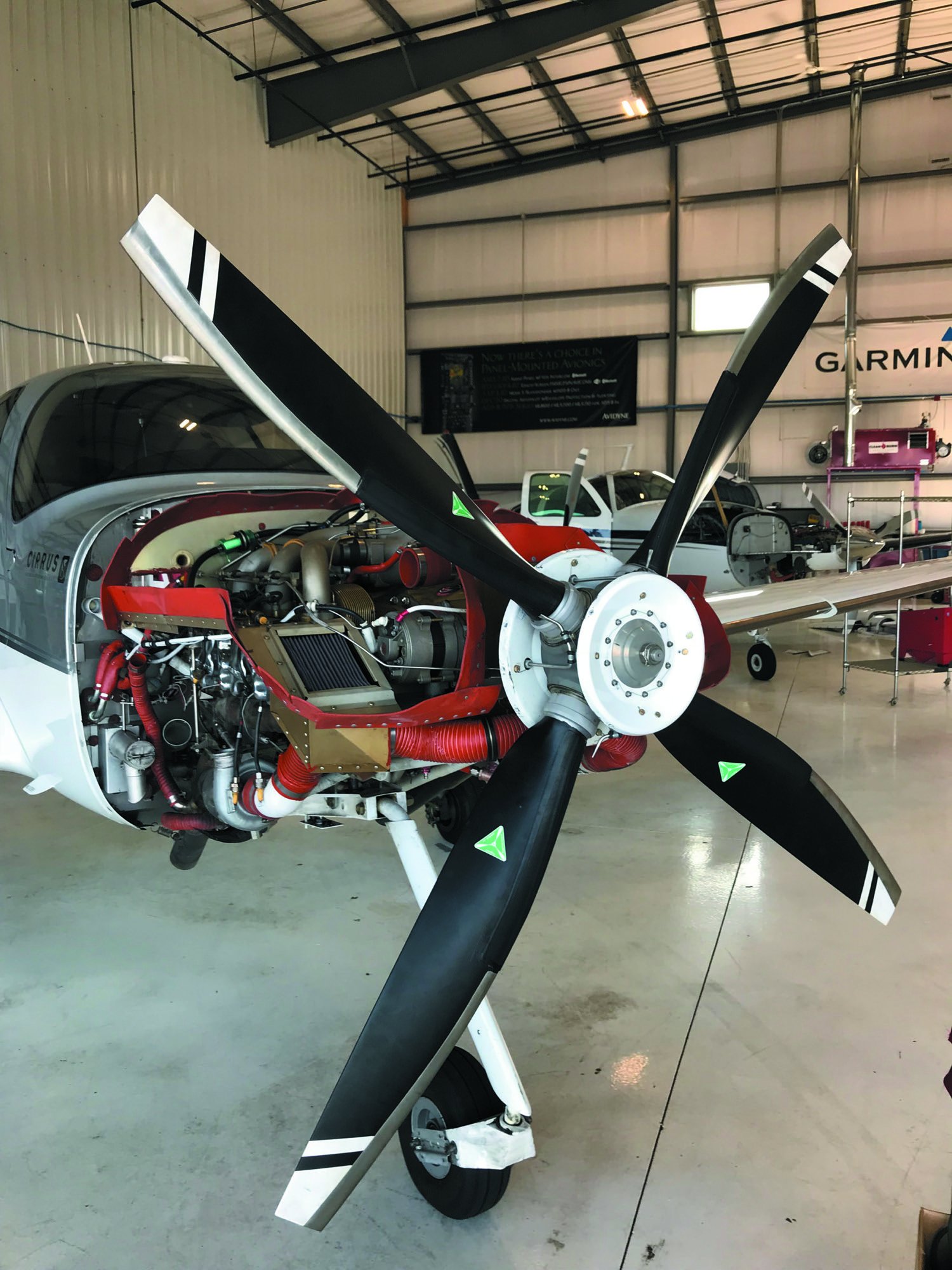 31 cirrus 4 blade