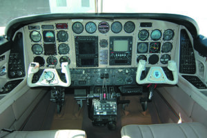 beech duke panel