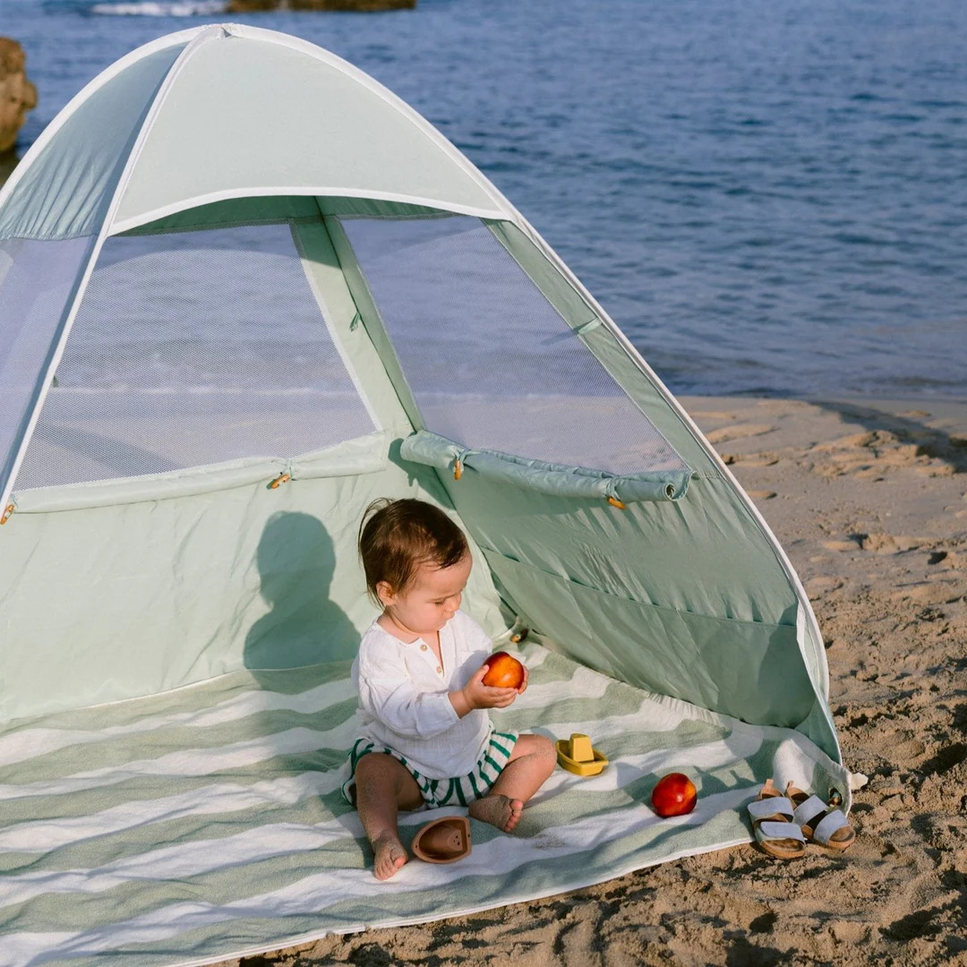 Pop-up tents are ideal for portable sun protection.